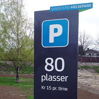 80 parkeringsplasser på kjellernivå : Sandefjord Helsepark